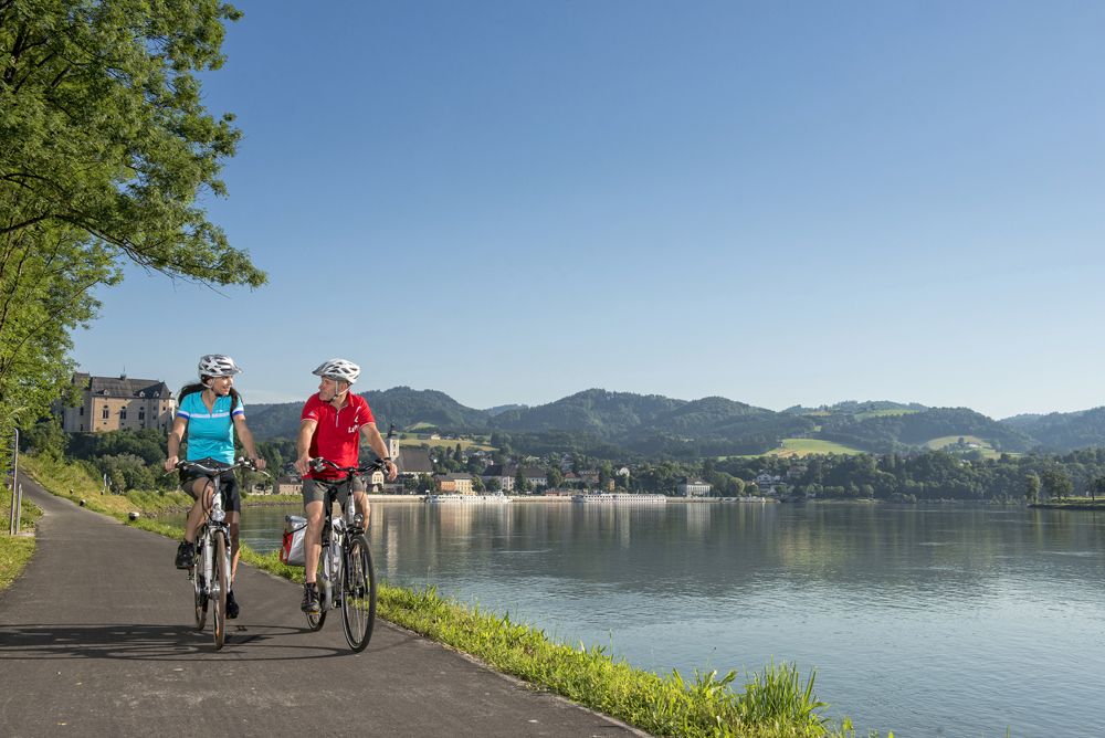 The Danube Cycle Path is a dream for explorers (WGD Donau Oberösterreich Tourismus)
