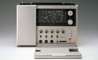 T1000 World Receiver, Braun 1963, by Dieter Rams