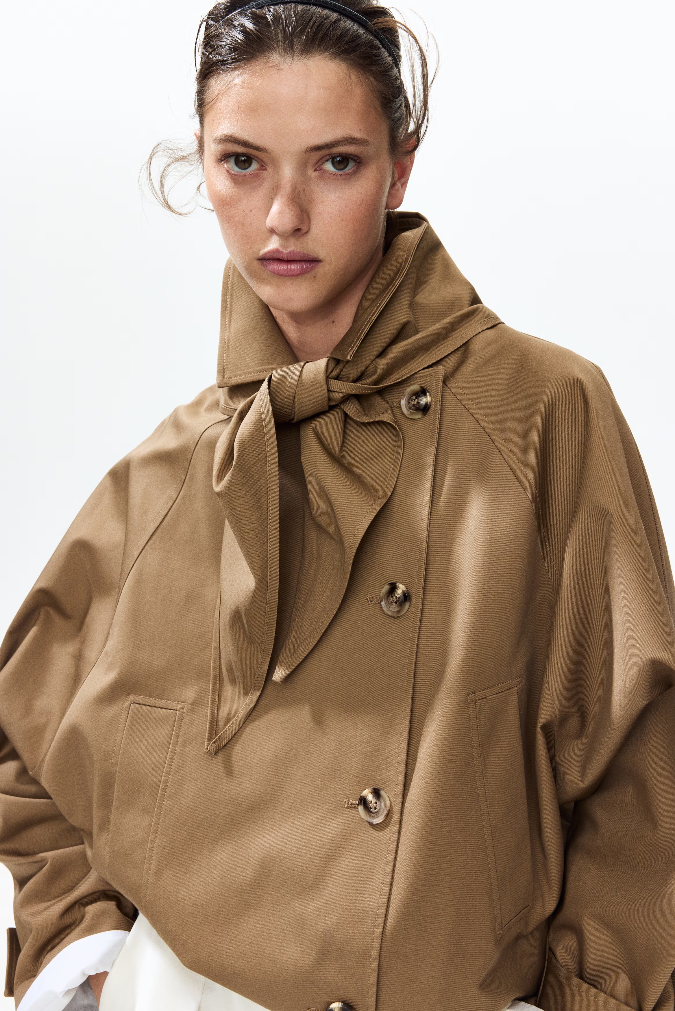 H&amp;amp;M, Short Trench Coat with Scarf