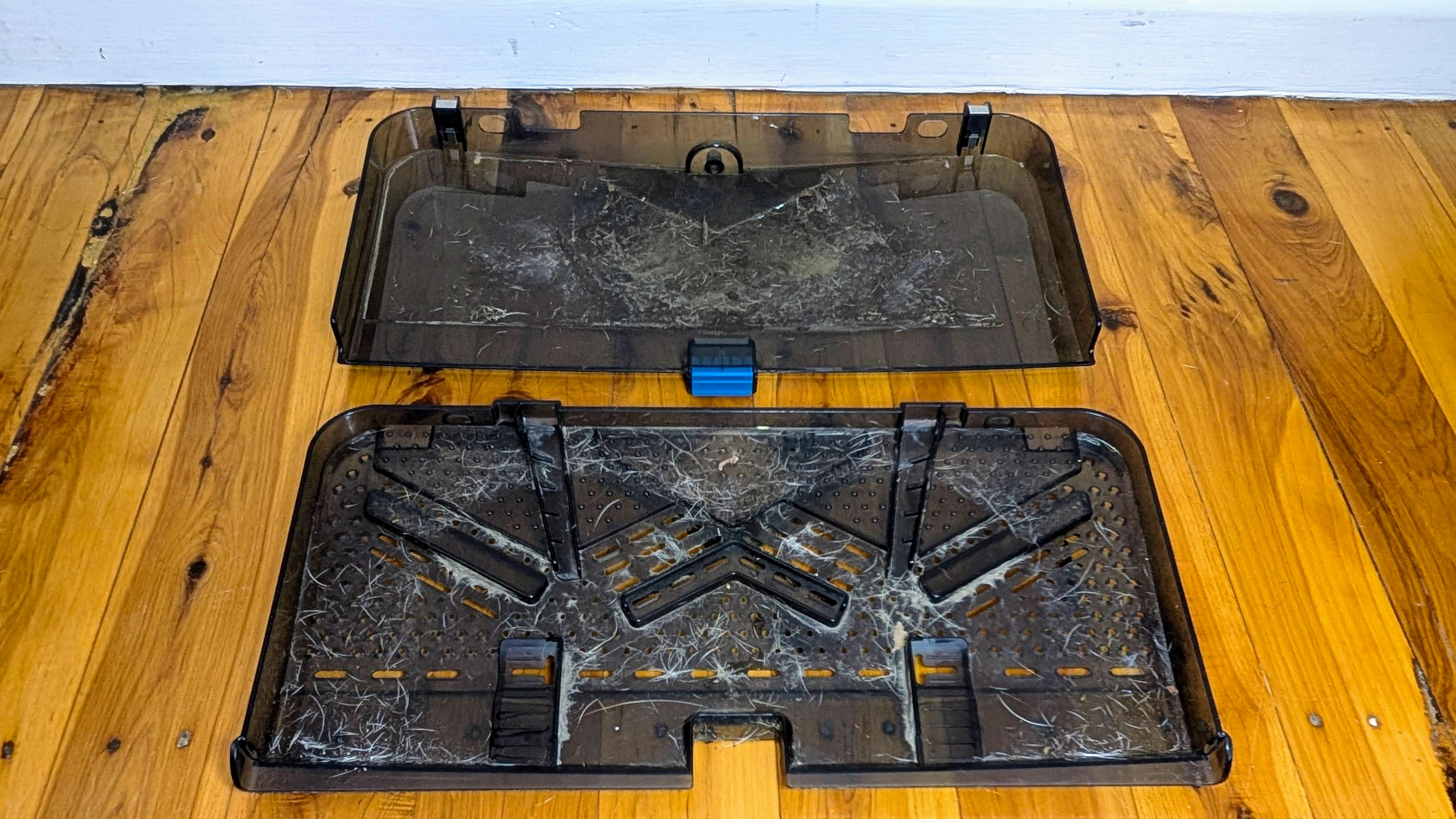 Ecovacs X5 Pro Omni base station mop washing tray removed