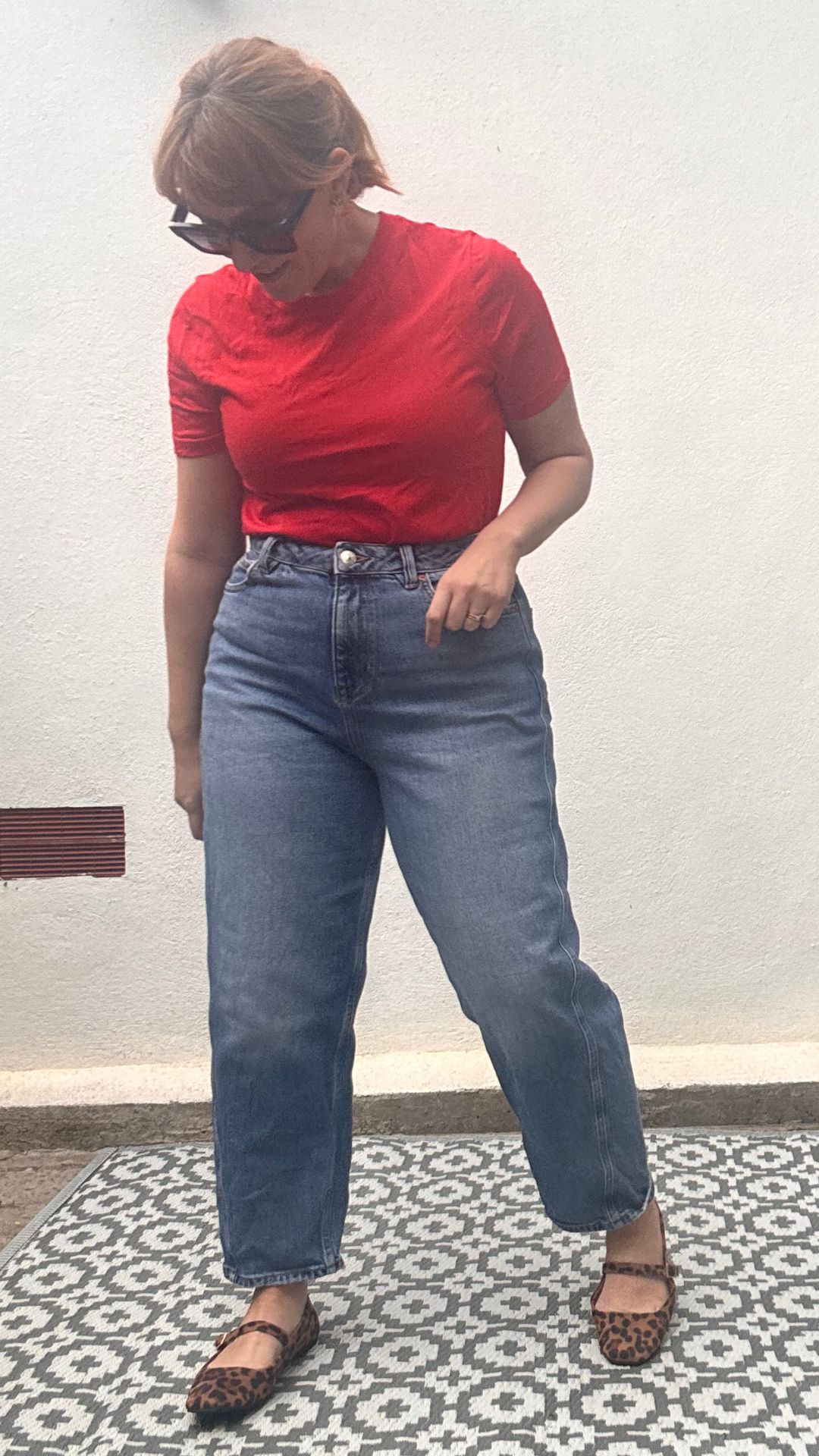 matilda wearing the M&S carrot leg jeans