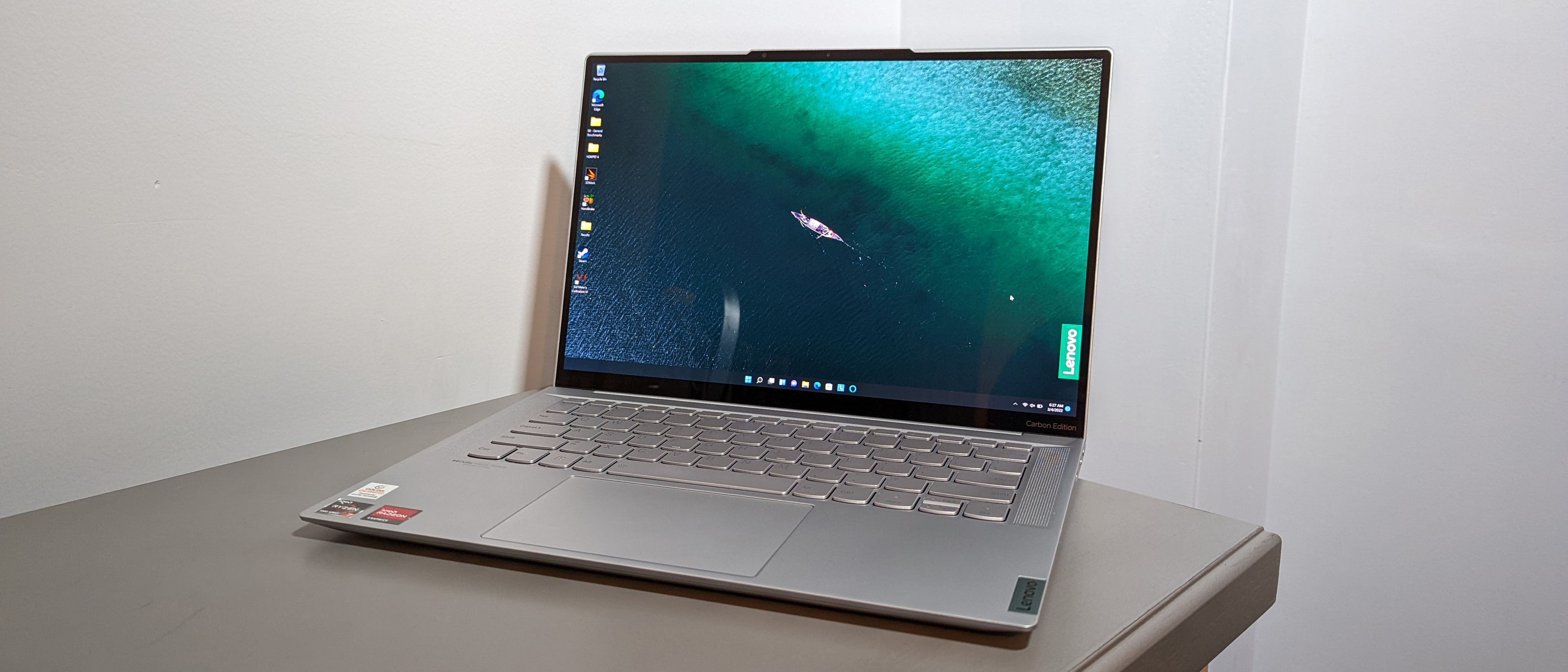 Lenovo IdeaPad Slim 7 Carbon review: 90Hz OLED? Yes, please