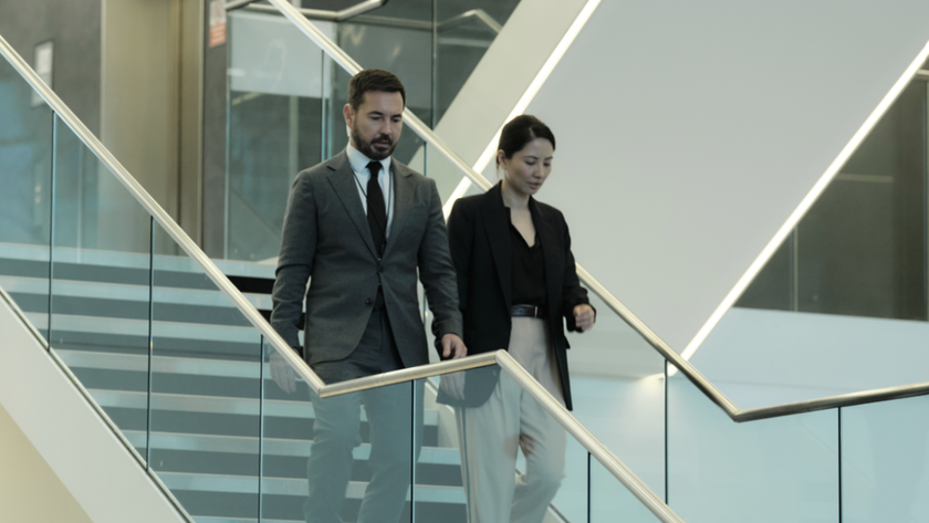 Jing Lusi as Hana Li and Martin Compston as Clay Brody in Red Eye season 2