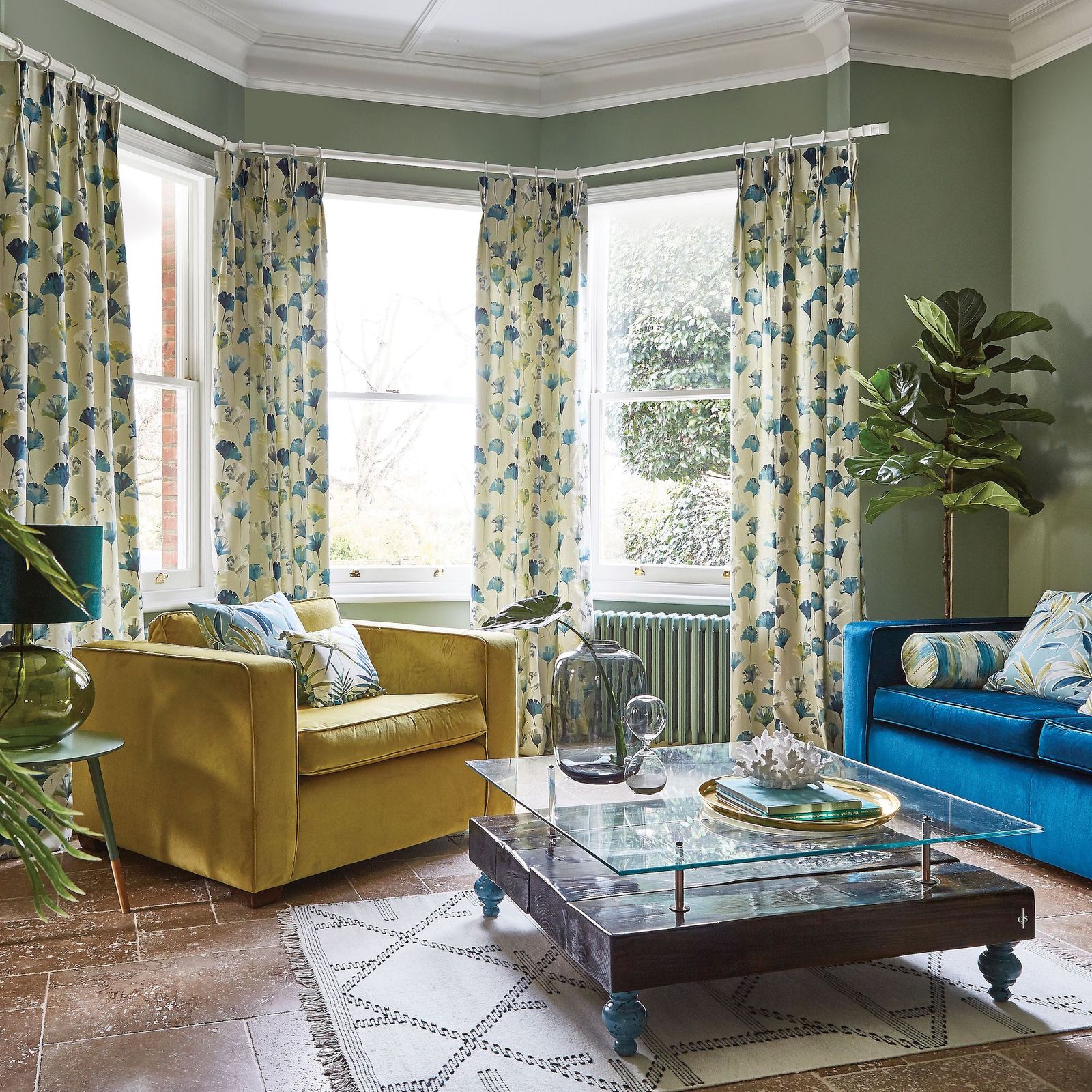 How to choose the best colour curtain colours for a living room | Ideal ...