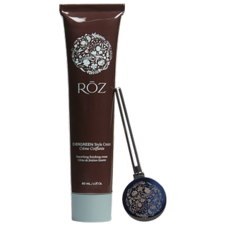 NMvzf9sCproMo6K3WEcRw8-320-80 ظهر Zoe Saldaña و Pamela Anderson لأول مرة Met Gala Micro Bobs