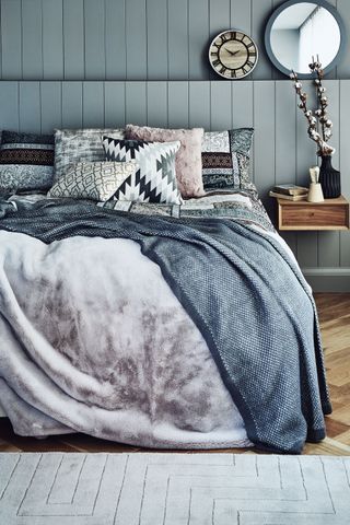 Jd williams best sale bed throws