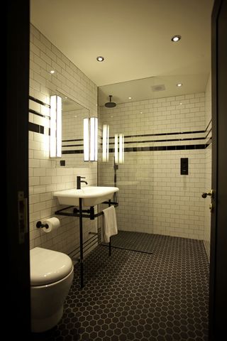 The Dean — Dublin, Ireland - bathroom