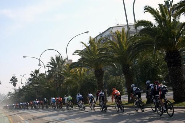 The Tirreno - Adriatico peloton in action on stage seven.