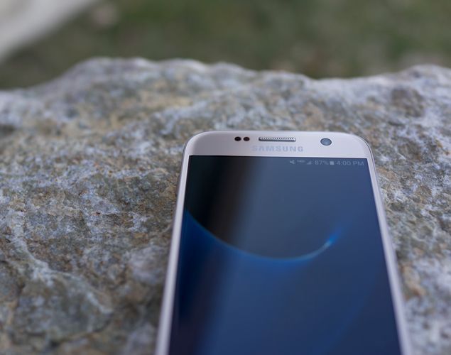 Samsung Galaxy S7 image: Thanks to its gently curved edges, you'll never mind holding the S7 in your hand.