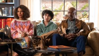Kerry Washington as Paige, Faly Rakotohavana as Finn and Delroy Lindo as Edwin sitting next to each other on a therapist's couch in an episode from 'UnPrisoned' season 2.
