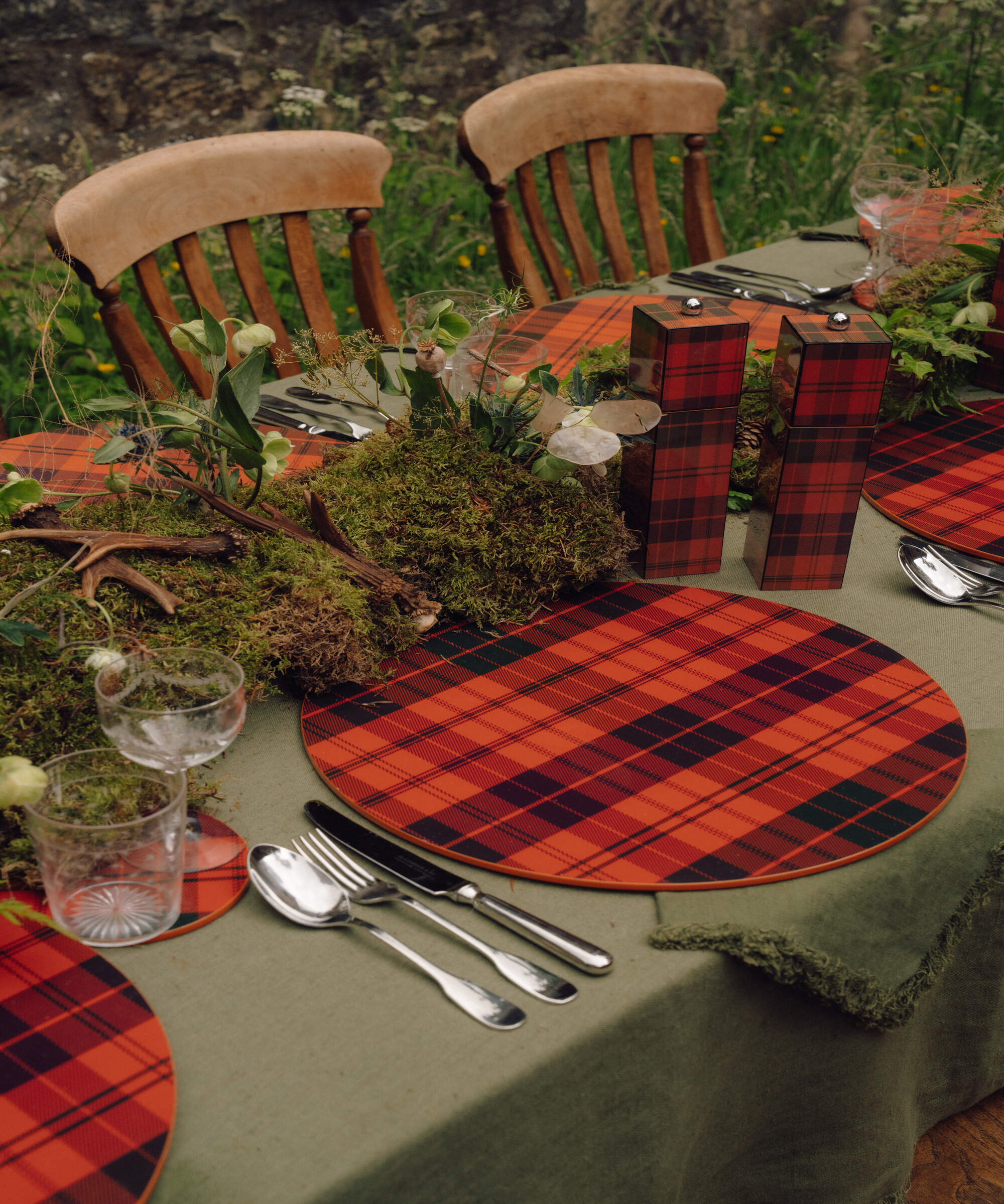 Tartan tablescape with greenery