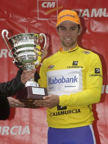 Michael Matthews (Rabobank) in the leader's jersey