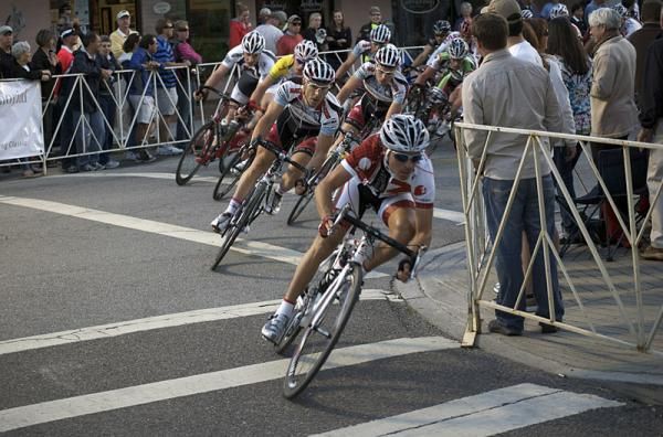 The men's peloton in action at Beaufort.