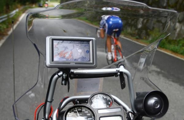 Novikov was hard to keep up with on the final descent of stage 2.