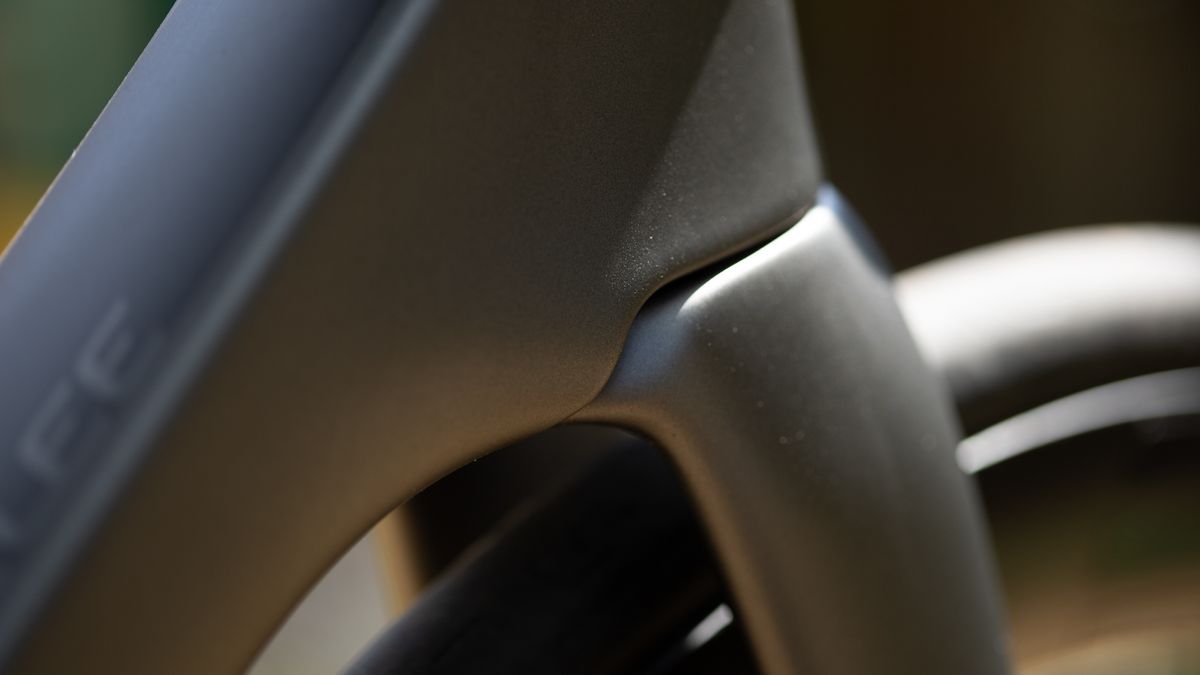 Enve Melee shaping behind fork