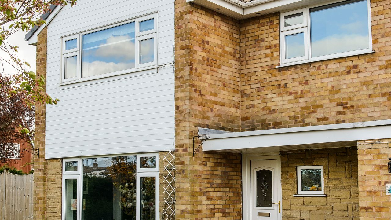 brick houses with covered porch