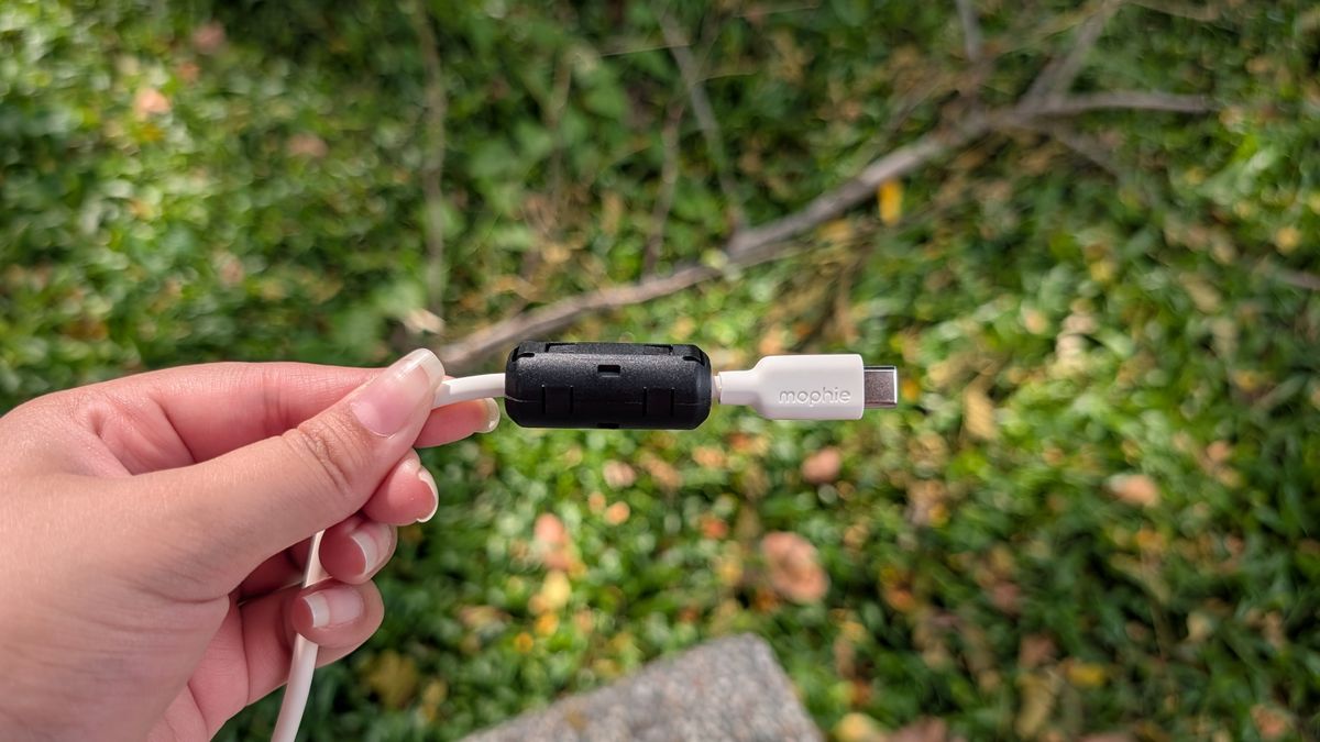 Mophie Roam 3-in-1 Travel Charger