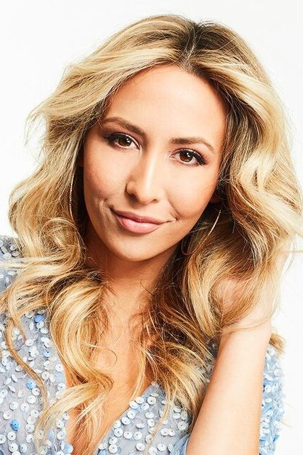Natascha, 33