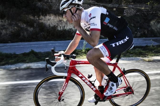 A side shot of the 2015 Trek team kit