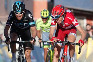 Zakarin, Thomas and Contador fight for the stage 6 win at Paris-Nice.
