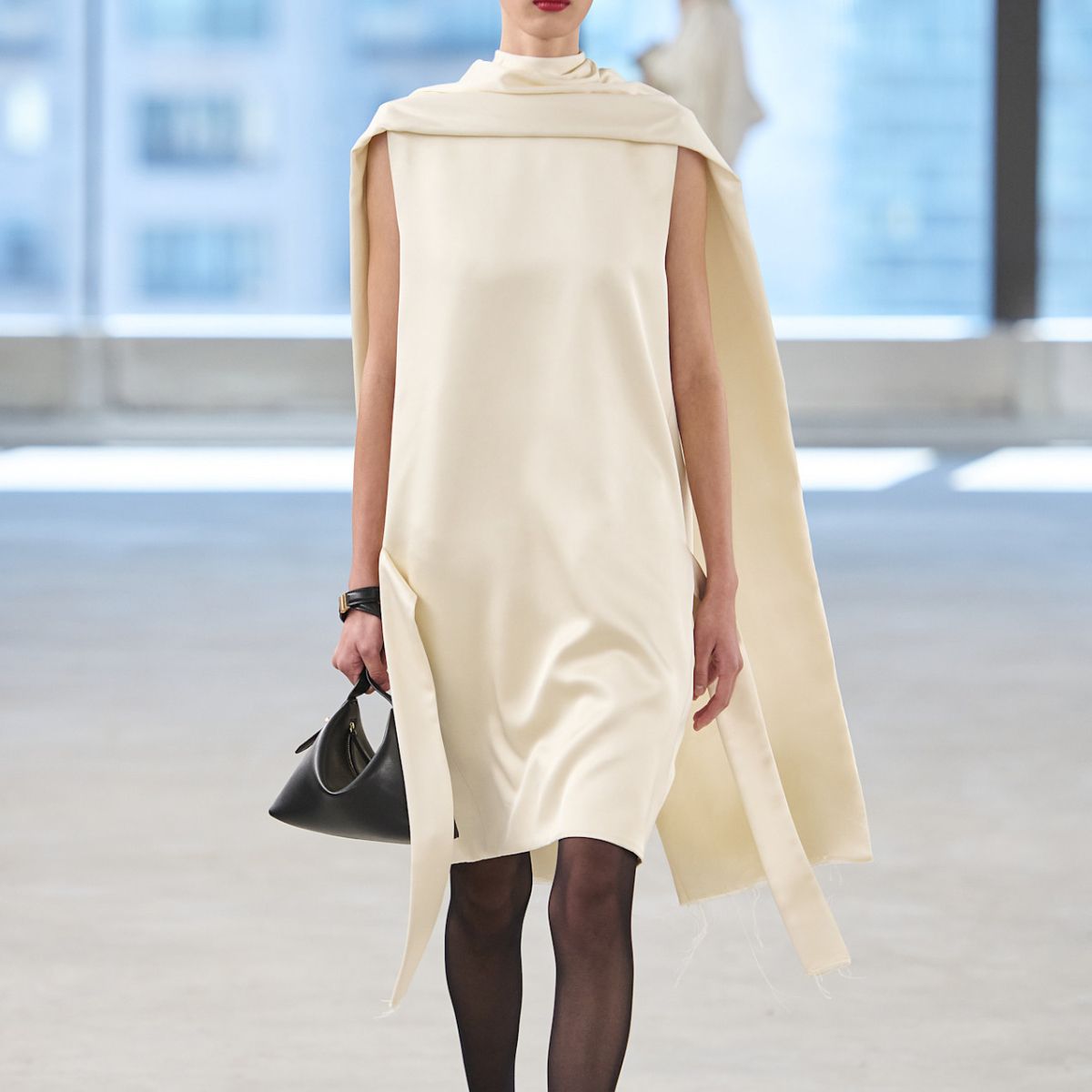 These Are the Colors Everyone With Rich Taste Will Wear in 2025