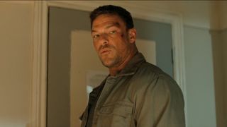 Alan Ritchson in Reacher.