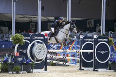 Aisling Byrne and Wellview Lucy winning at the London LGCT