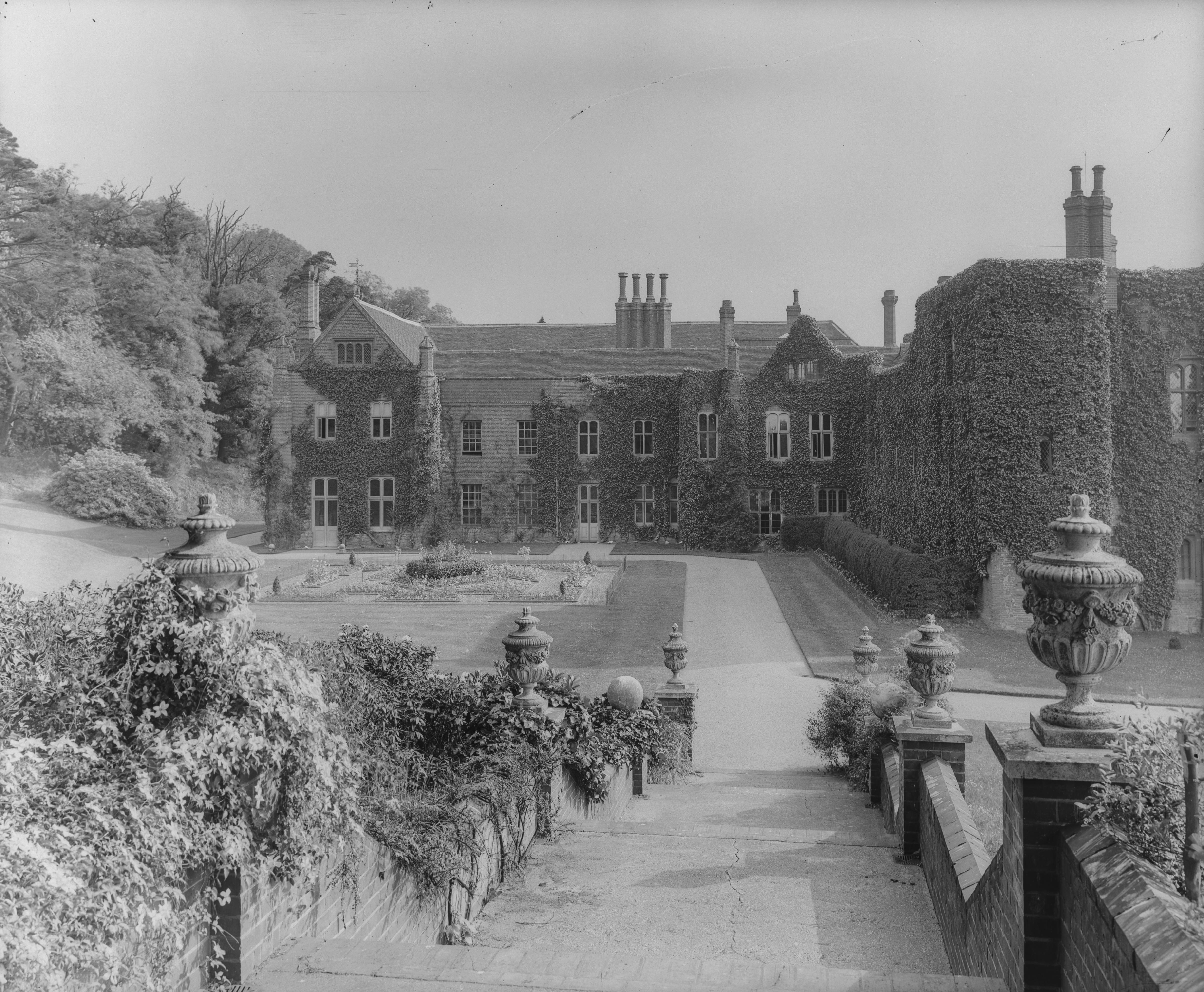 Weald Hall