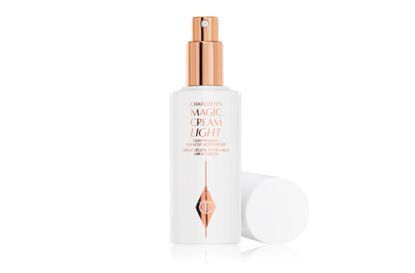 charlotte tilbury magic cream light moisturiser