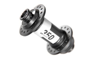 Image shows DT Swiss 350 front hub
