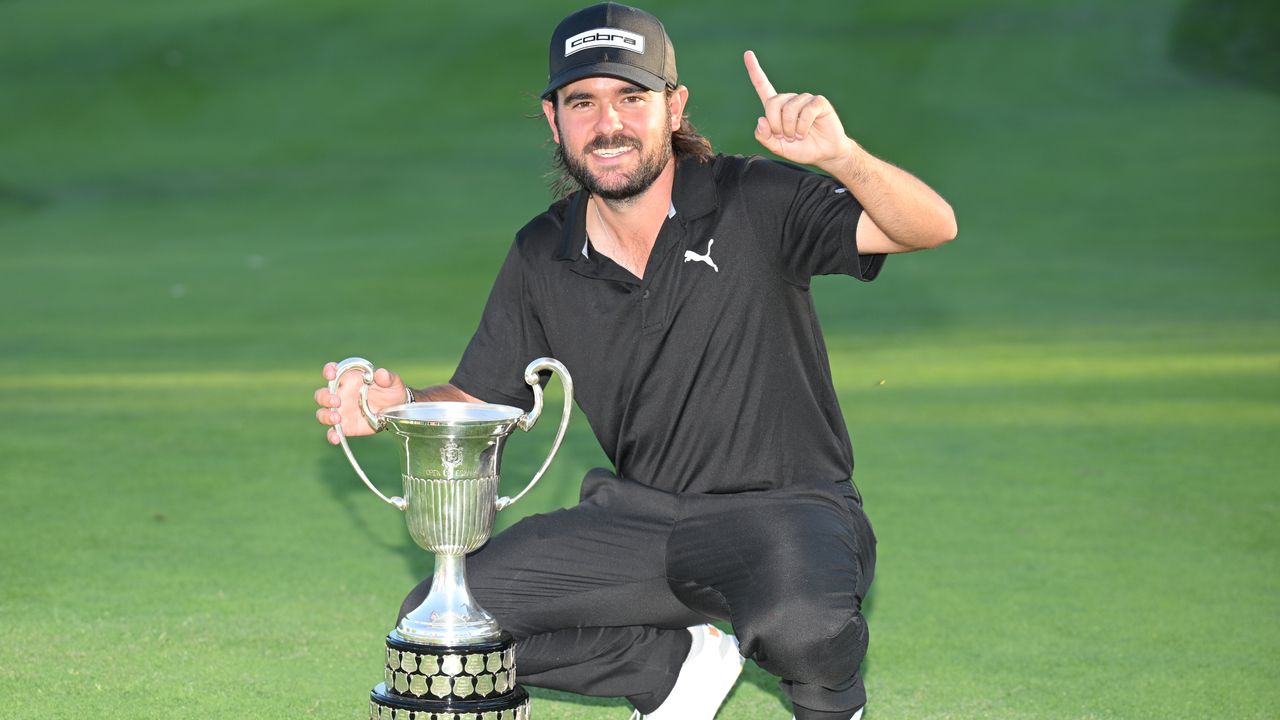 Angel Hidalgo with the Open de Espana trophy