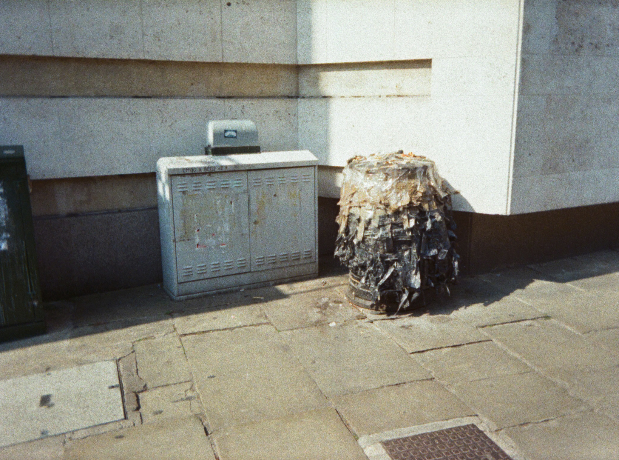 Photo of a street scene taken with the Kodak Ektar H35 half frame camera