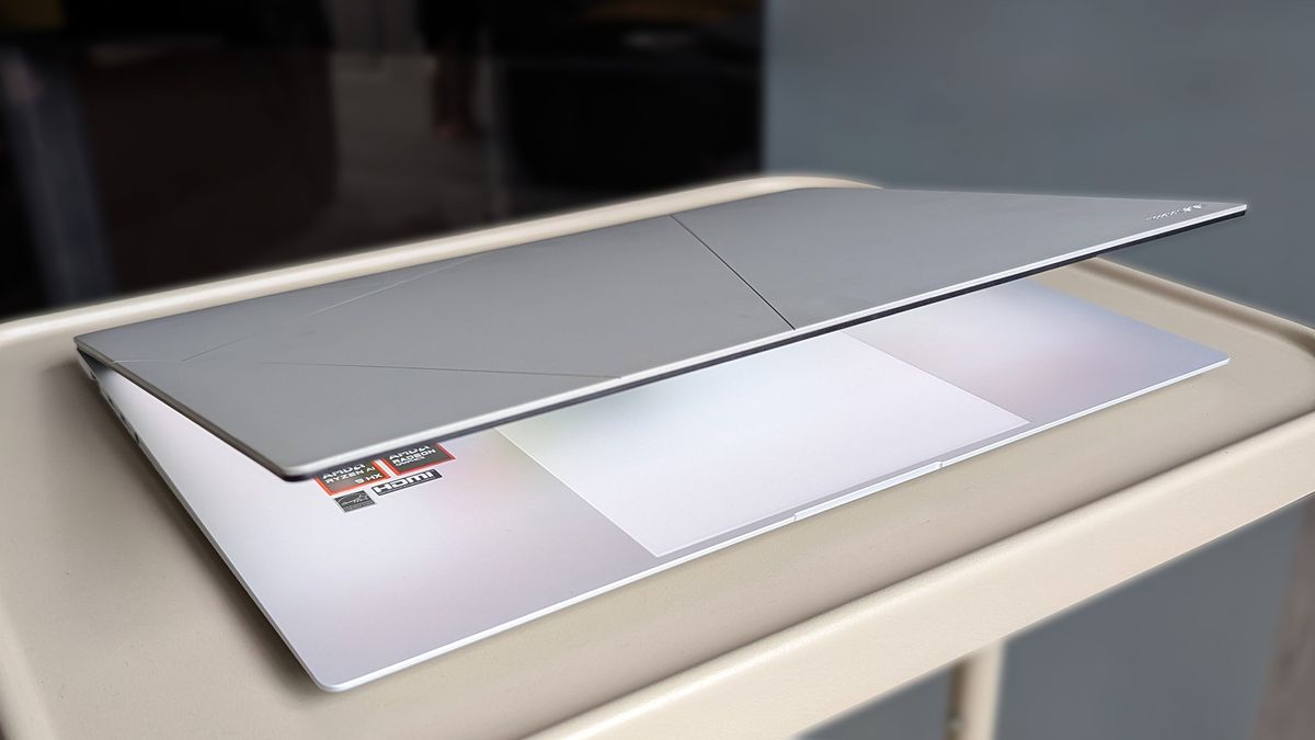 ASUS Zenbook S 16