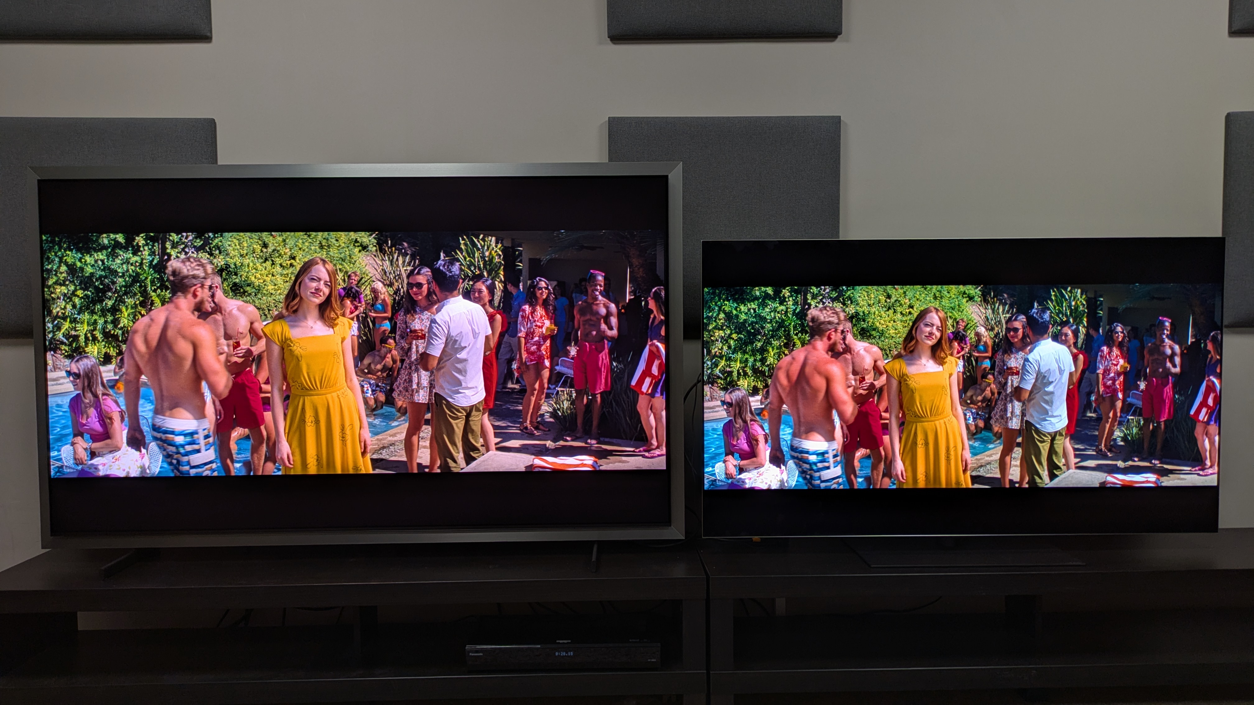 Samsung S99H (left) vs LG G6 (right) showing Mia at the spring party from La La Land. The S99H has the more accurate colors, but the G6's colors are bolder