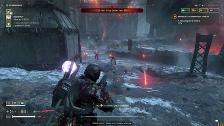 Helldivers 2 helldiver firing at Cyborgs on Cyberstan