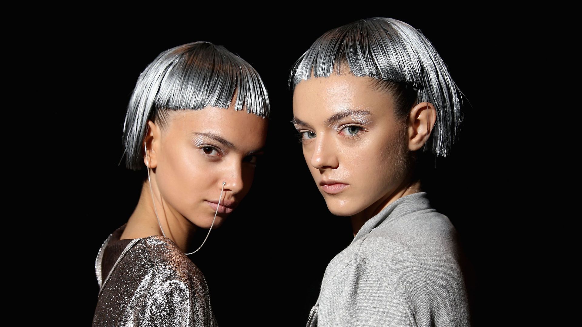 what causes grey hair in your 20s