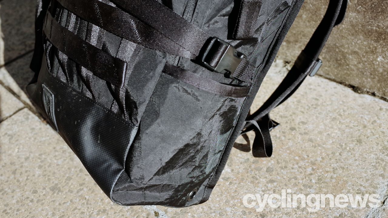 Chrome Industries BLCKCHRM 22X Barrage Cargo backpack