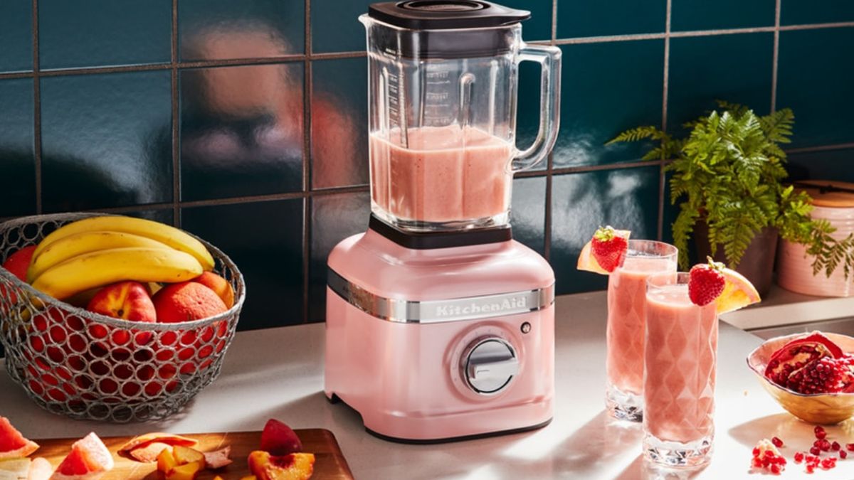 Upgrade your smoothie with this popular Ninja blender for only $80