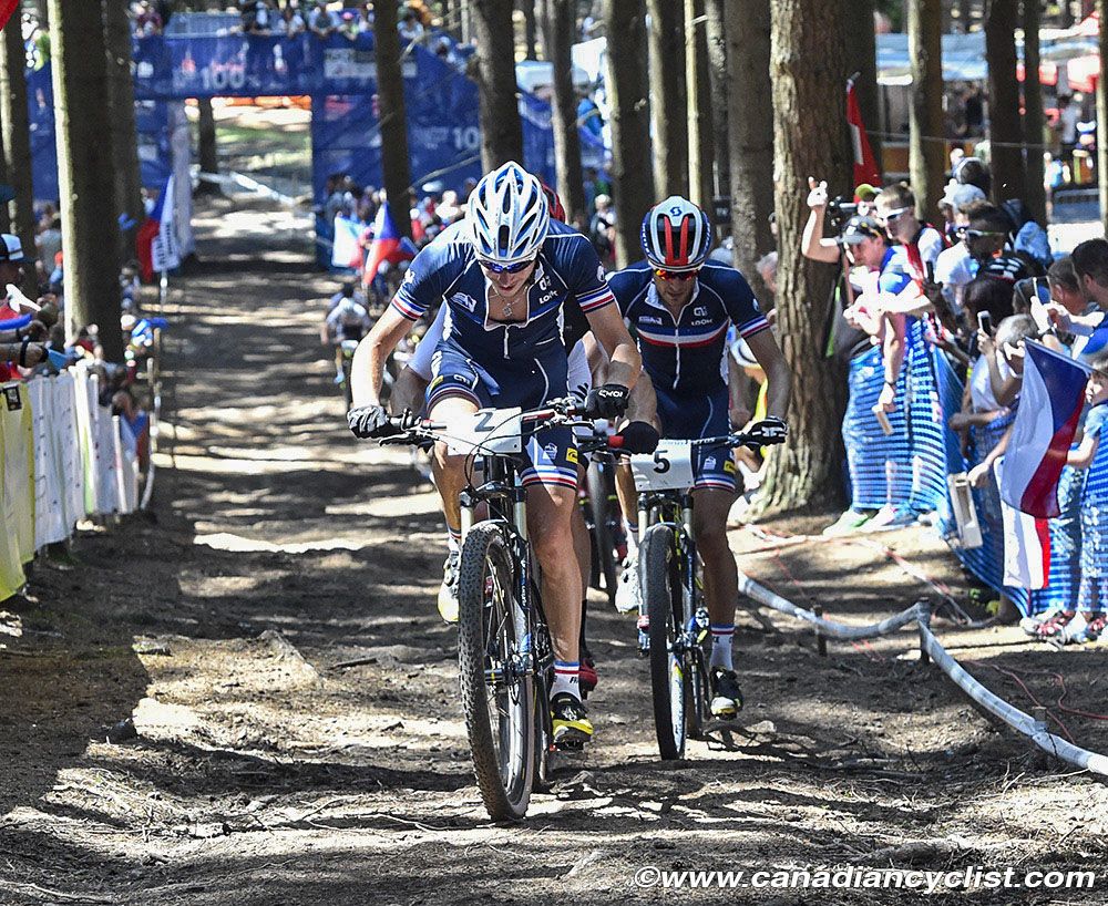 Victor Koretzky and Titouan Carod (France) at front of lead group