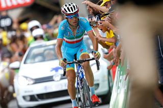 Vincenzo Nibali approaches the finish of stage 17.