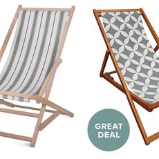 deck chair with wooden frame in designed print