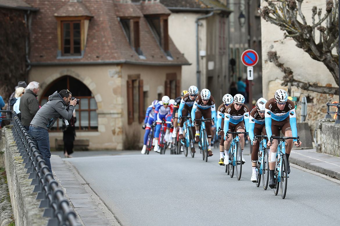 AG2R La Mondiale lead