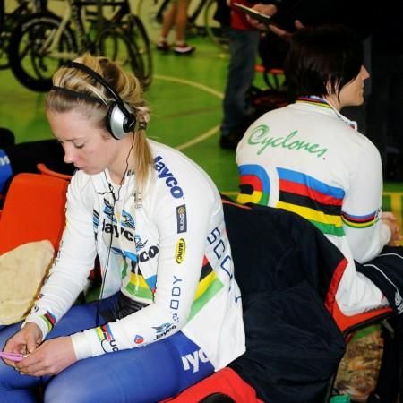 Kaarle McCulloch and Anna Meares relax between events.