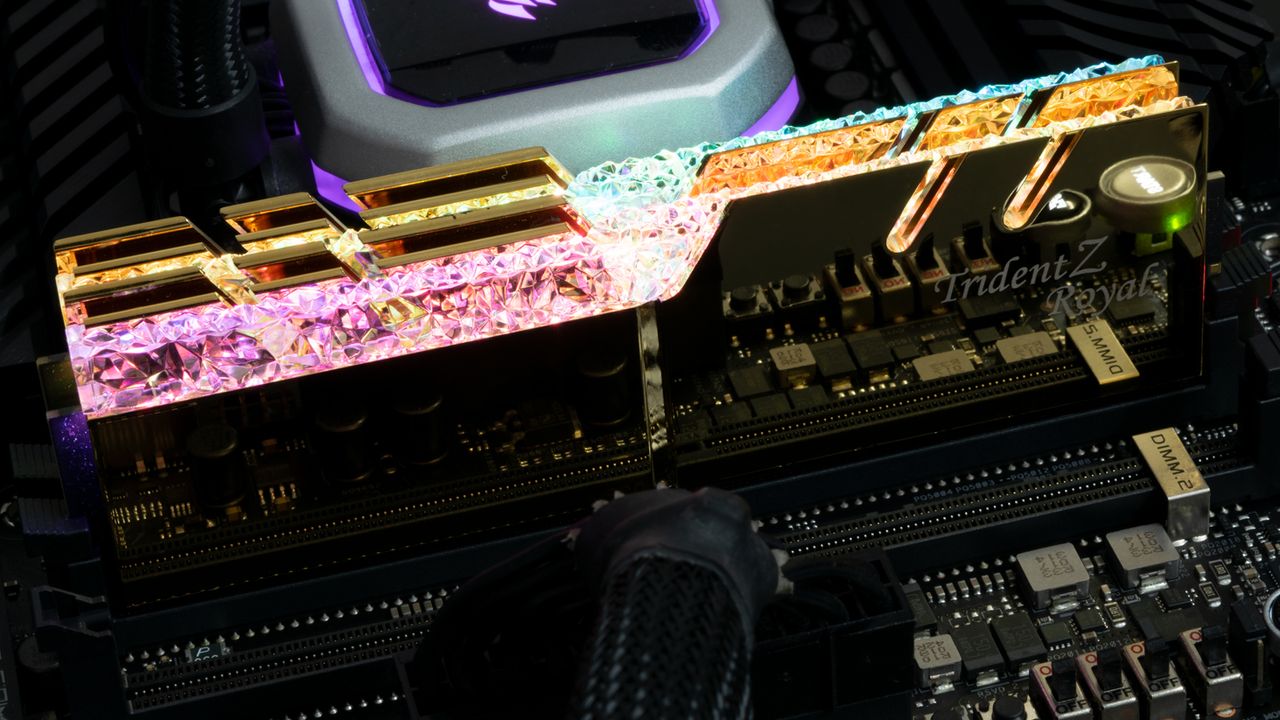 G.Skill Trident Z Royal DDR4-4000 C17