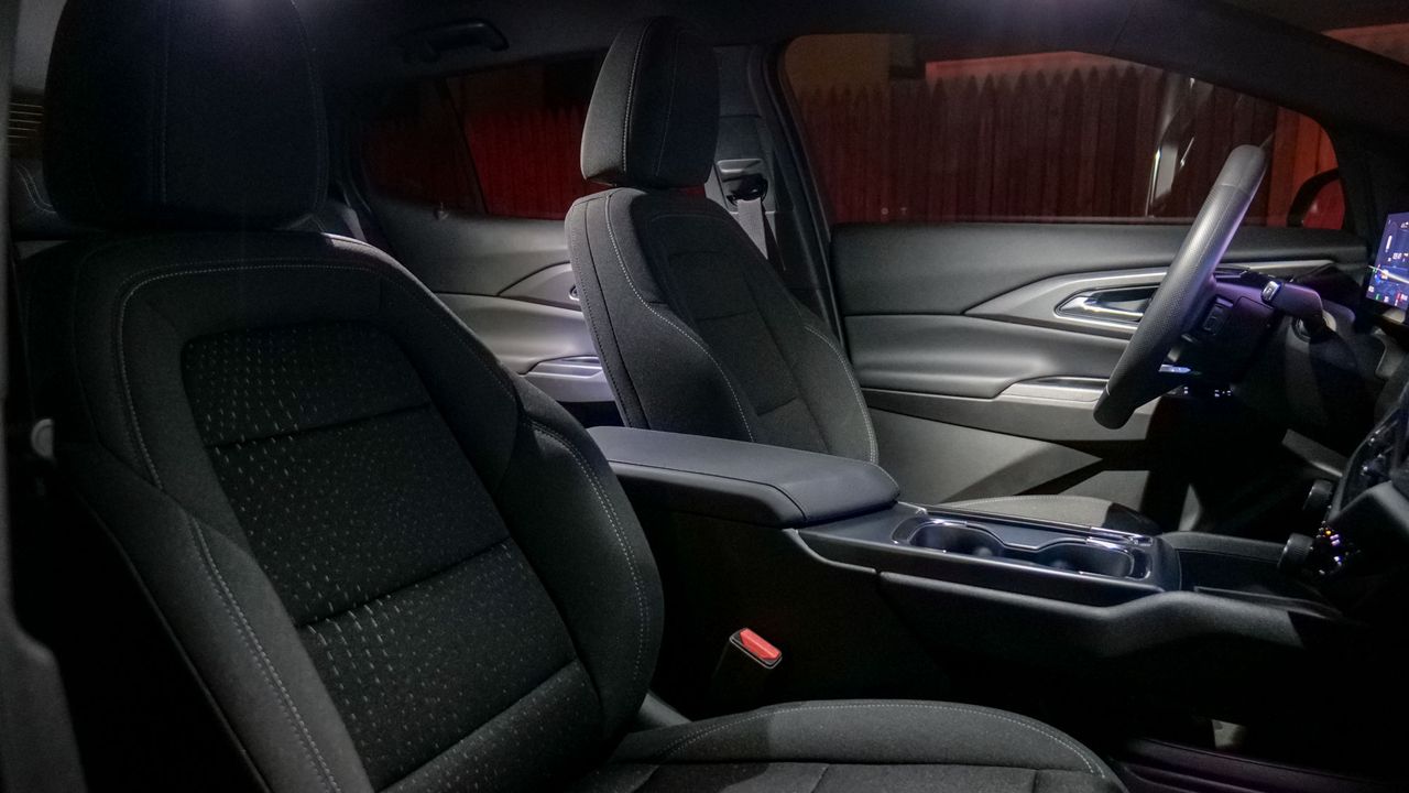 2025 Chevrolet Equinox EV LT test drive review.