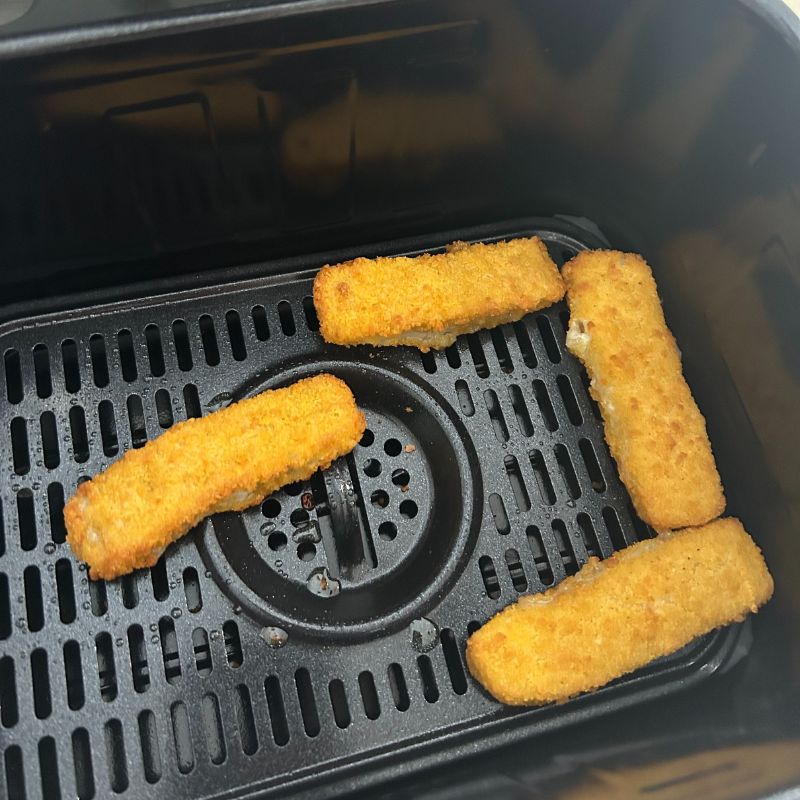 Cuisinart Tri Zone 13.6L Air Fryer &amp;amp; Oven - cooking fish fingers