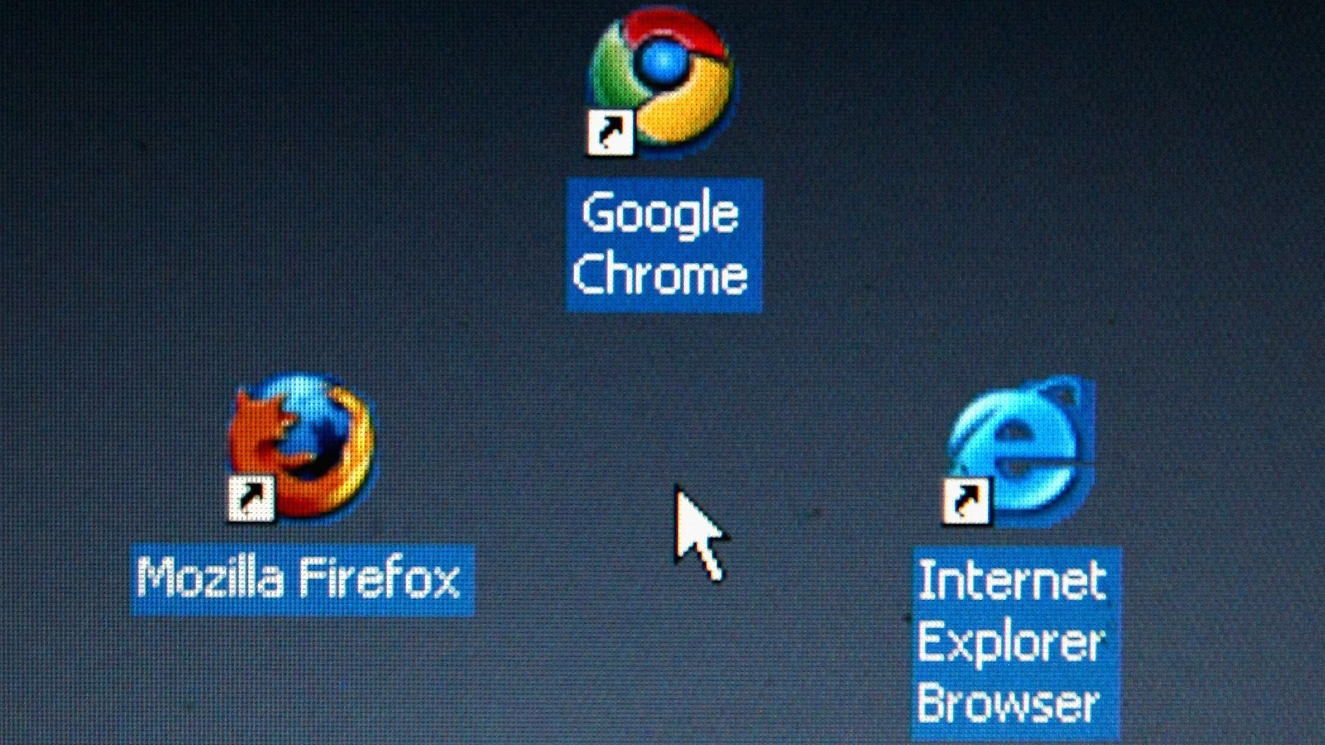 5 tech relics that welcomed Internet Explorer to the void - CNA
