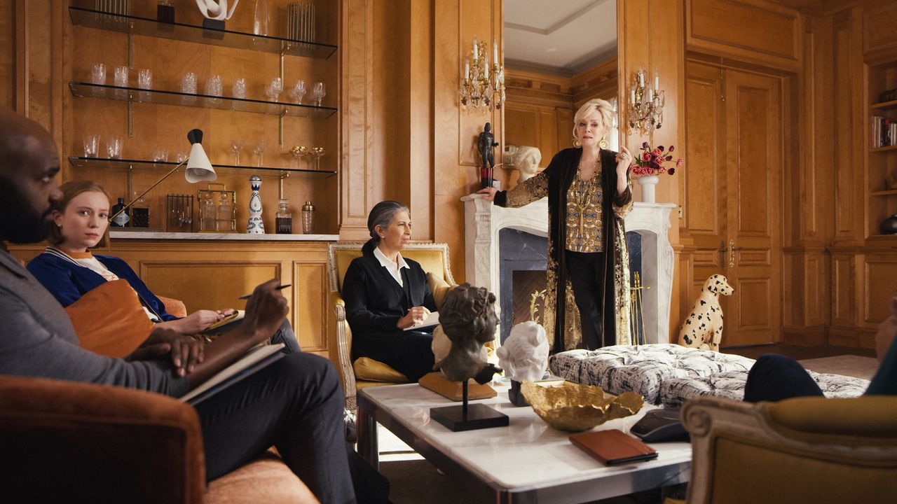 Carl Clemson-Hopkins, Hannah Einbinder Rose Abdoo and Jean Smart meet in a living room in Hacks