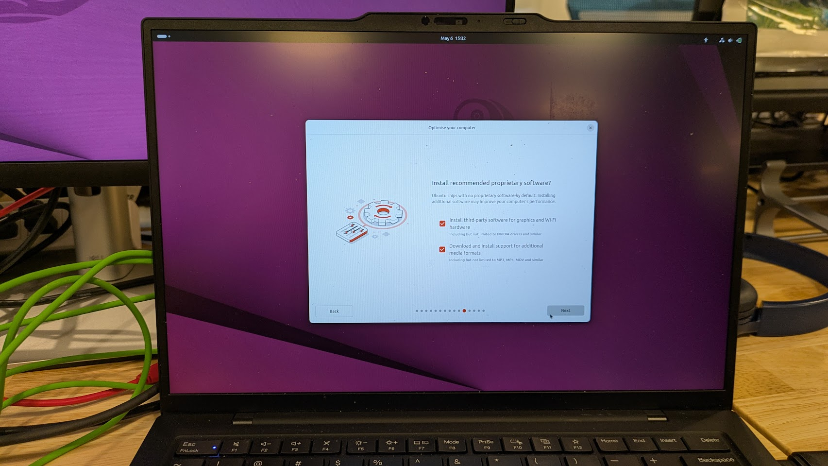 install third-party software for graphics and Wi-Fi on Ubuntu