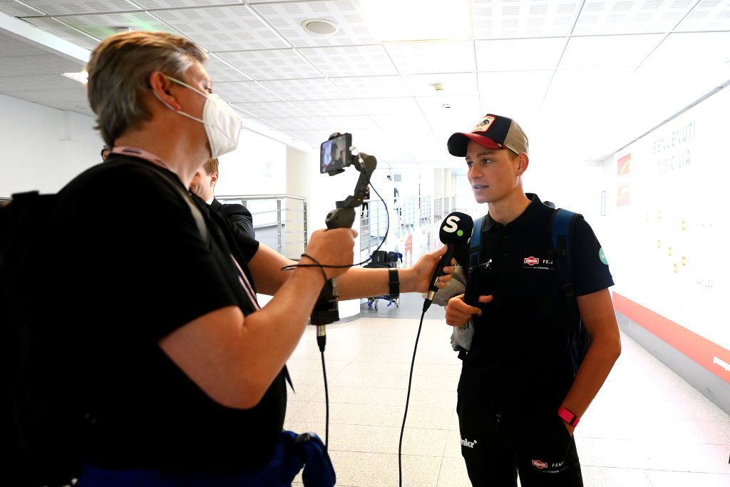 AVOLA ITALY MAY 09 Mathieu Van Der Poel of Netherlands and Team Alpecin Fenix pink leader jersey attends to the media press during the 105th Giro dItalia 2022 Rest Day 1 on the arrival of the teams at Sicily airport Giro WorldTour on May 09 2022 in Avola Italy Photo by Tim de WaeleGetty Images